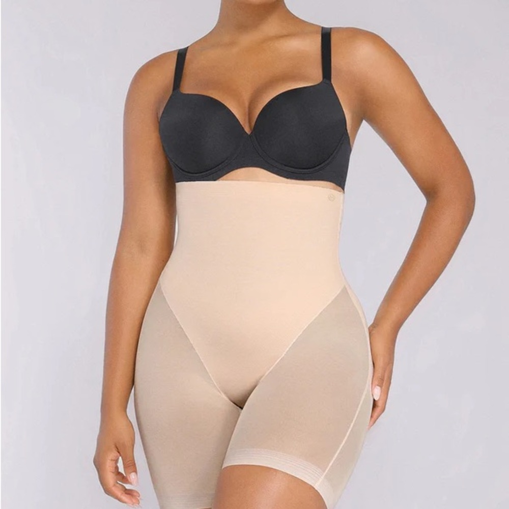 Shapellx NEW BOOT-YEAH™ MeshSmooth™ High-Waisted Mid Thigh Short Shapewear